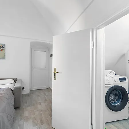 Casa Di Ta' In Sanremo Historic Centre - Happy Rentals Sanremo
